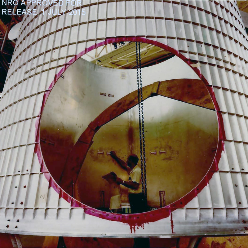 Illustration for article titled Newly Declassified Photos Show The Crewed USAF Spy Spacecraft That Almost Was